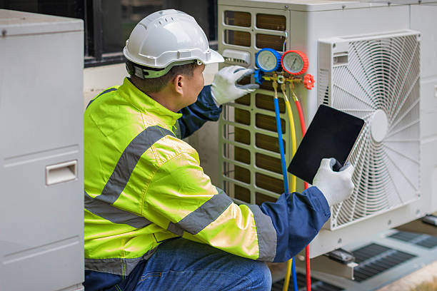 Professional Hvac Maintenance technician working in Quincy, MA